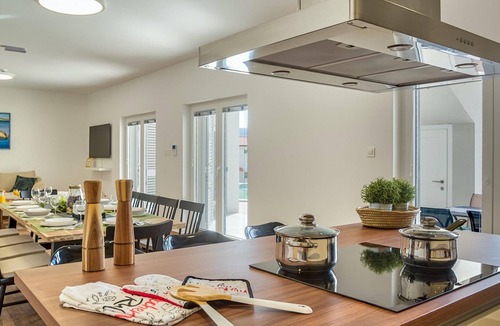 Metajna House | Pet friendly home in Metajna