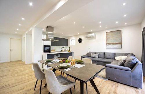 Kamen House | Pet friendly home in Split