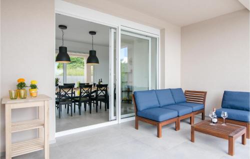Vrh House | Pet Friendly Home In Vrh