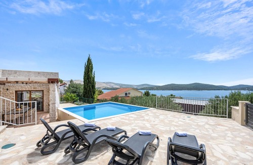 Zaboric House | Pet friendly home in Zaboric