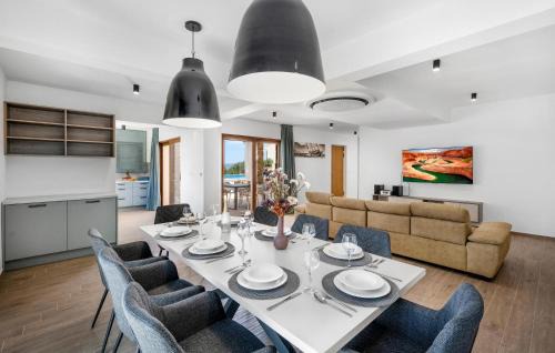 Zaboric House | Pet Friendly Home In Zaboric