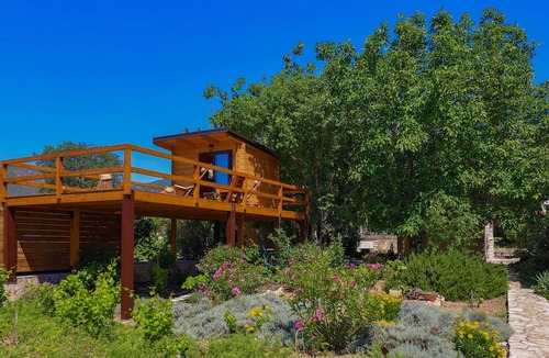 Rudine House | Picturesque Escape Holiday Home with Pool and Sauna - Four Bedroom Holiday Home with Sauna and Pool