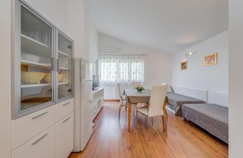 Borak Apartment | Pikolo Apartments Omiš