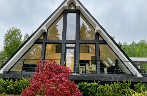 Zavoi Villa | Pine Hill Poiana Marului