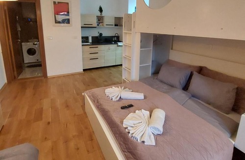 Palic Apartment | Pink Elephant