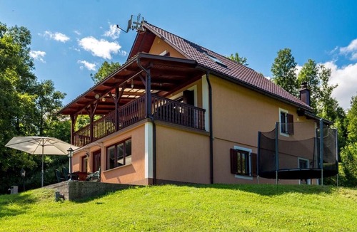 Bakar Apartment | Planinski Raj House with 2 Apartments for 10 Guests
