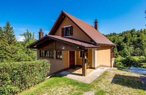 Bakar Apartment | Planinski Raj House with 2 Apartments for 10 Guests