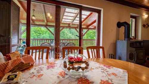 Bakar Apartment | Planinski Raj House with 2 Apartments for 10 Guests
