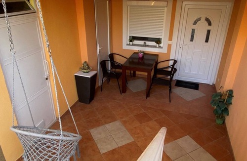 Porec Apartment | Pleasant One-Bedroom Apartment Hana