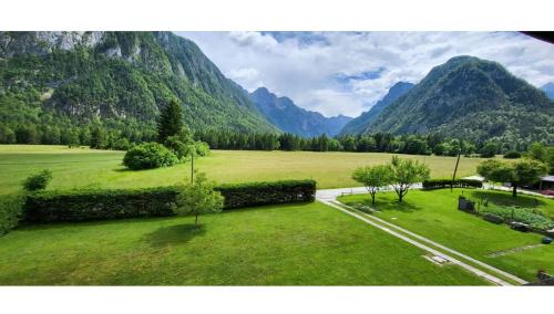 Mojstrana House | Počitniška hiša pr Puc