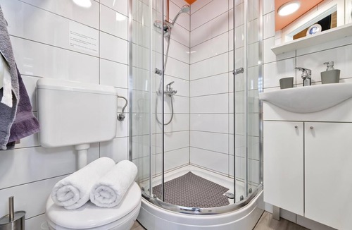 Krapina-Zagorje House | Pool Estate AquaHaven with Sauna & Jacuzzi, Veliko Trgovišće, Croatia