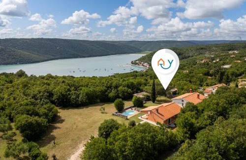 Trgetari House | Pool House in Greenery near Trget - Happy Rentals