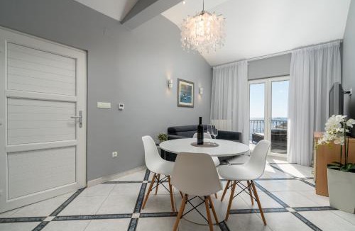 Vinisce Villa | Pool Villa Sine/w Panoramic Sea View