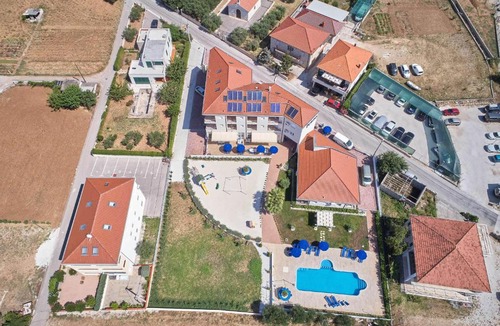 Seget Donji Apartment | Porto Samaria holiday resort