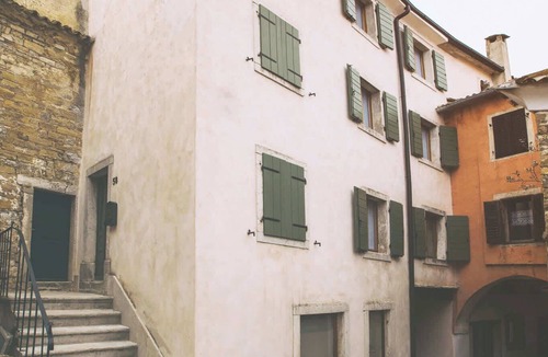 Oprtalj Apartment | Portole Loft Suite 3
