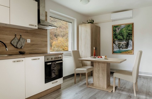 Gorje Apartment | Prečudovit apartma v neposredni bližini Soteske Vintgar in objemu zelenih gozdov