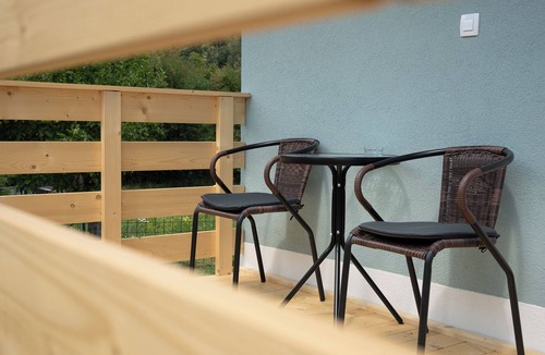 Gorje Apartment | Prečudovit apartma v neposredni bližini Soteske Vintgar in objemu zelenih gozdov