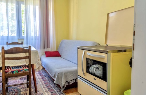 Milici House | Private Home in Šekovići - Gated Parking, AC, Sleeps 7