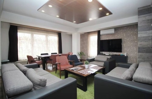 Novi Grad Sarajevo House | Private Luxury Villa near Sarajevo Airport, Indoor Pool, Jacuzzi & Free Parking
