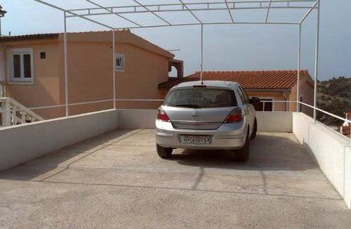 Susica Apartment | Private sea view apartment in Murter - beach, large terrace, parking, wi-fi
