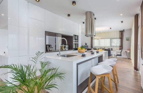 Novigrad Villa | Private Villa with hot tub, WIFI, A/C, private pool, TV, patio, pets allowed, panoramic view