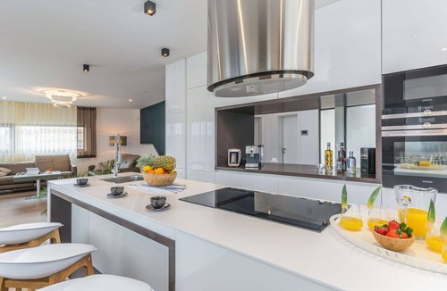 Novigrad Villa | Private Villa with hot tub, WIFI, A/C, private pool, TV, patio, pets allowed, panoramic view