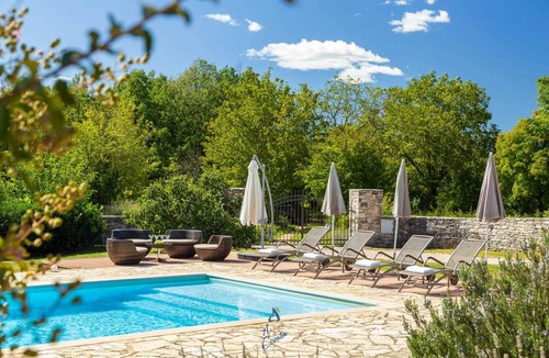 Makovci Villa | Private villa with pool and playground with lots of land around the villa