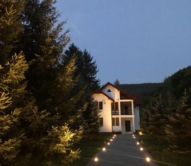 Simbata de Sus Villa | Privilegio 148 Sâmbăta