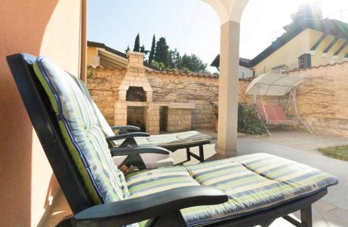 Basanija Apartment | Put Maslina 7