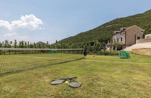 Ploce Villa | Quiet Village Villa