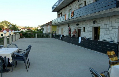 Trpanj Apartment | R22 - spacious room in hotel, 2 min to the beach