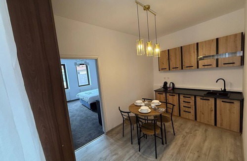 Centrul Nou Apartment | Random Studio | Pet-Friendly Stay | Cozy Apartment