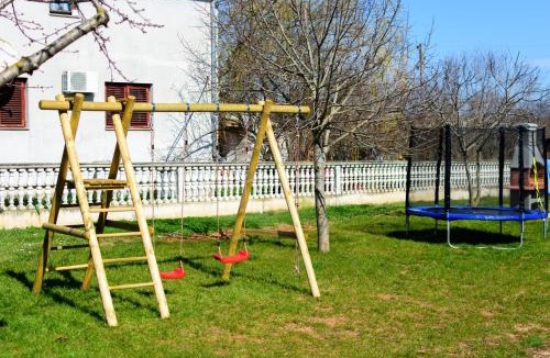 Loborika Apartment | Relaxing apartment Josip - peaceful area