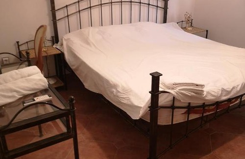 Komolac House | Reno Free Parking