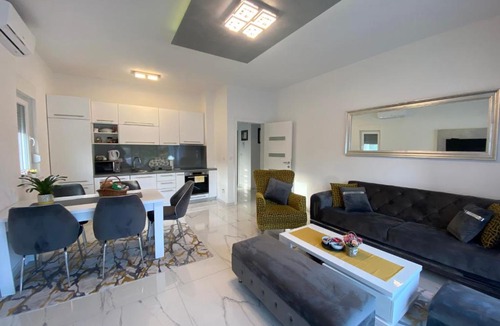 Bihac Villa | River Luxury House