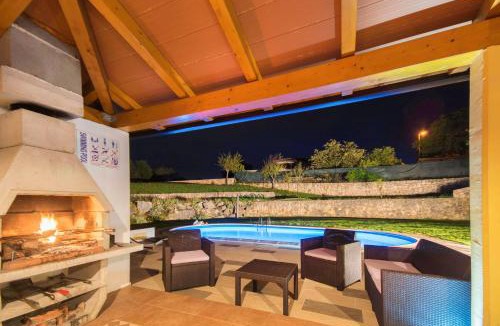 Sveta Nedelja Apartment | Romantic Villa Green Sky with Pool and Garden
