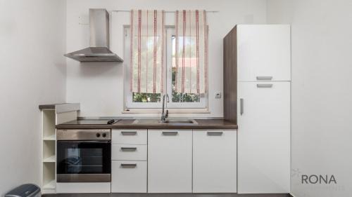 Simuni Apartment | Rona Apartments Zlatko