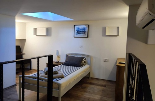 Gruz House | Rooms Baza - Duplex Single Room No.10