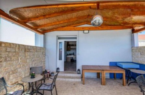 Cove Parja House | Rooms Burnum - Twin Room 7