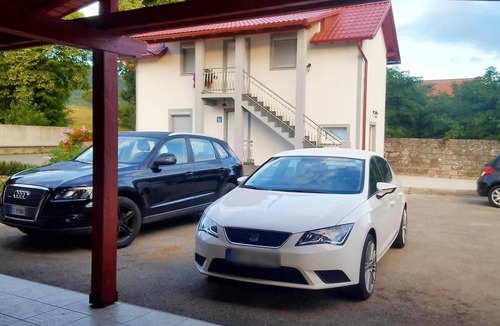 Vrhovine Apartment | Rooms Jovica, (15964), Vrhovine, hr
