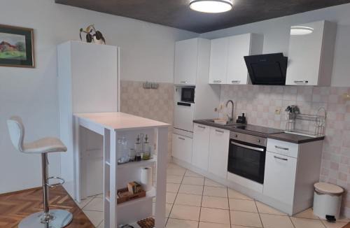 Karlovac Apartment | Rooms4U