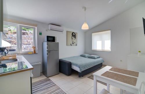 Vratarusa House | RougeMARIN apartments