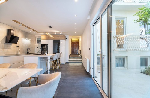 Znjan Apartment | Royal Lux Residence