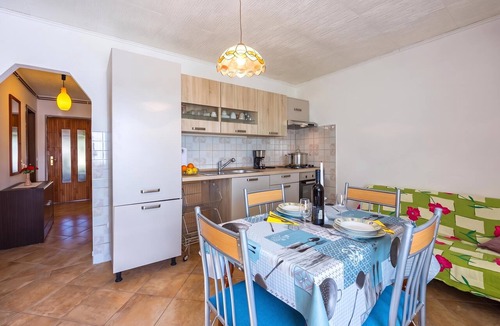 Koper Apartment | Rural Apt Lea for 2/w Terrace, Šmarje, Slovenia