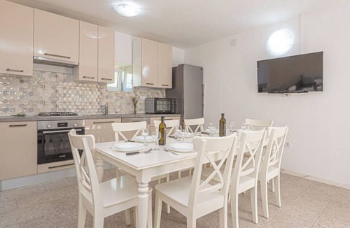 Oklaj House | Rural Villa Olive Krka by Interhome
