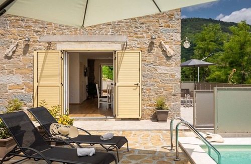 Livade Villa | Rustic villa Casa Mavretici with pool in Motovun