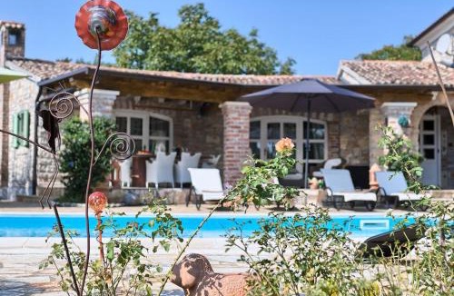 Jehnici Villa | Rustic villa Karim with pool in Porec