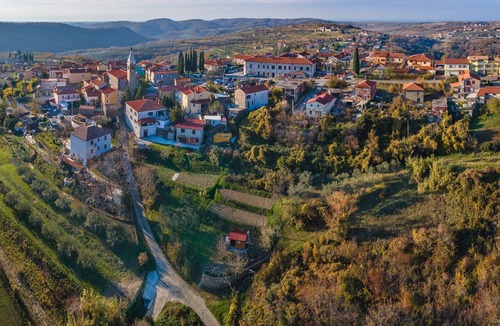 Fijeroga Villa | Rustic Villa Lavanda - Pool & Garden, Šmarje, Slovenia