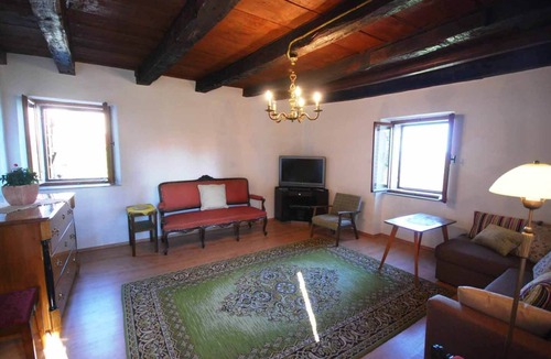 Oprtalj Villa | Rustic villa with breathtaking views in Istria, Croatia