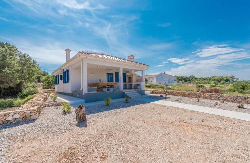 Dragove House | Sakarun - Ena